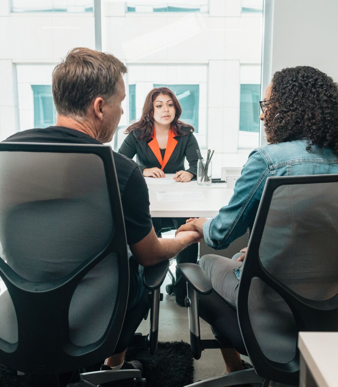 Account meeting between company and provider